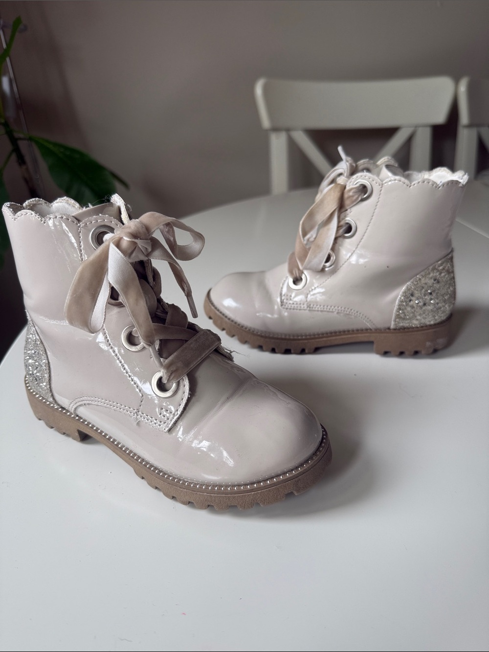 Girls Satin-Lace Patent Ankle Boots in Light Cream with Glitter Heel